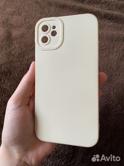 Чехол на iPhone 11