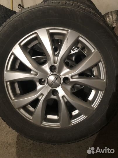 Диски литые 15 с шинами