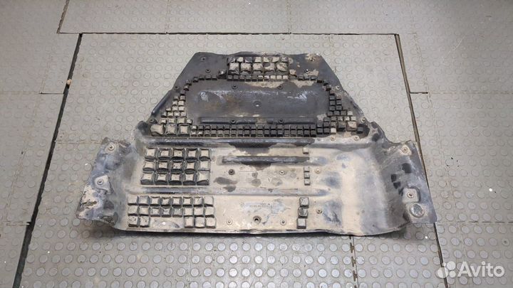 Защита моторного отсека Mercedes Vito W639, 2005