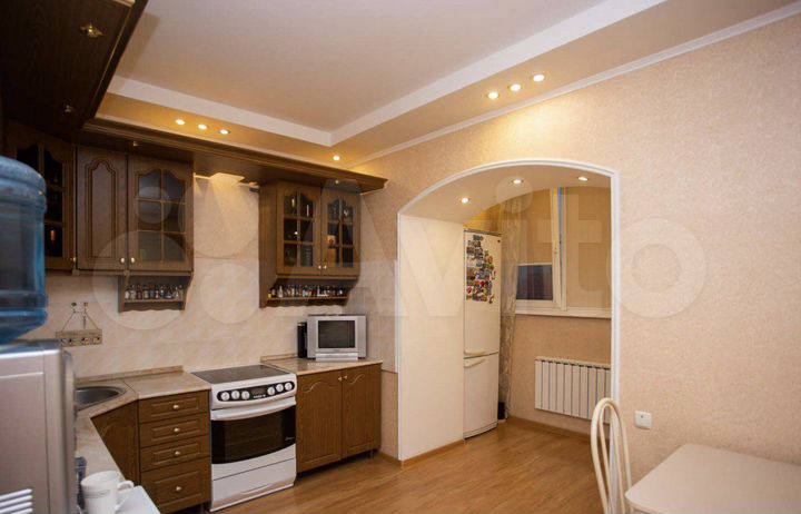 2-к. квартира, 67 м², 9/17 эт.