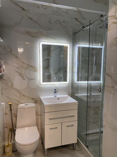 2-к. квартира, 52 м², 4/13 эт.