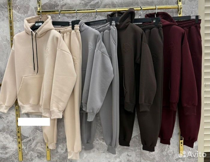 Спортивный костюм женский теплый