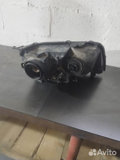 Suzuki grand vitara фара левая