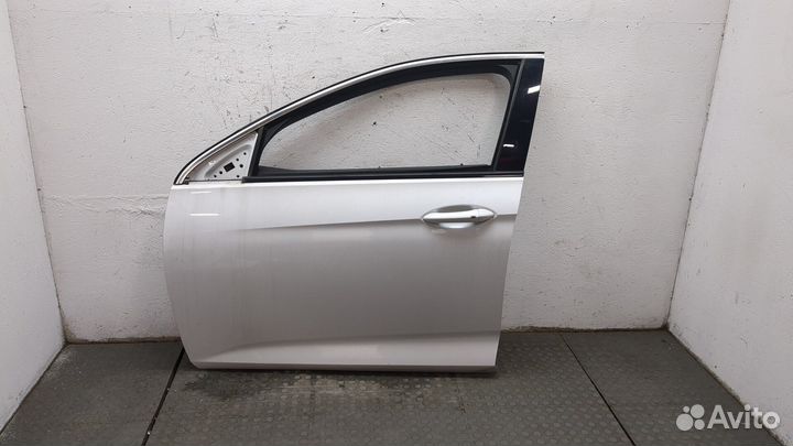 Стекло боковой двери Buick Regal 2017, 2018