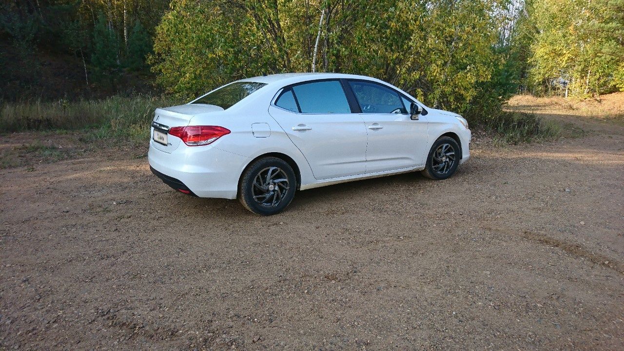 Citroen C4: фото владельца