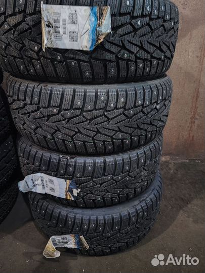 Nordman 7 215/65 R16 99T