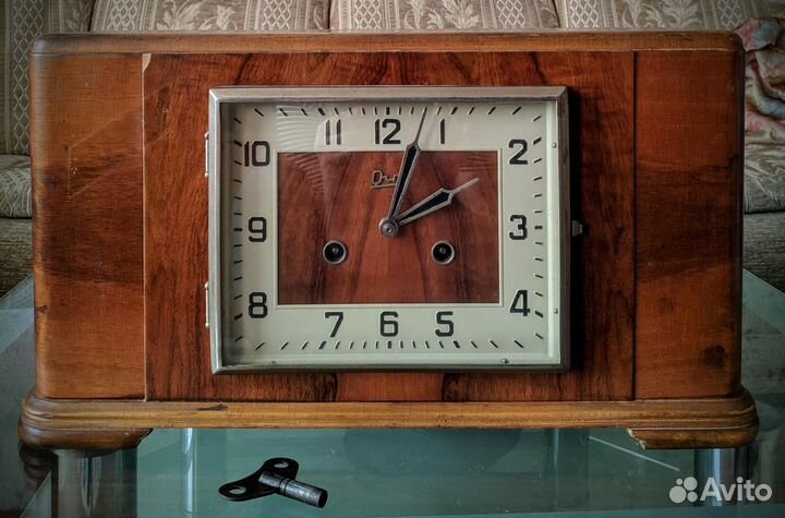 Часы настольные СССР