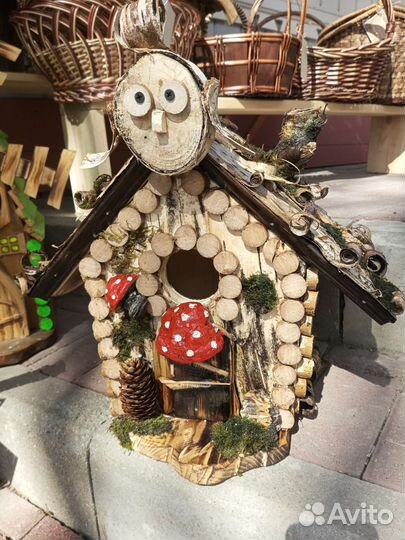 Скворечники и кормушки для птиц, и белок