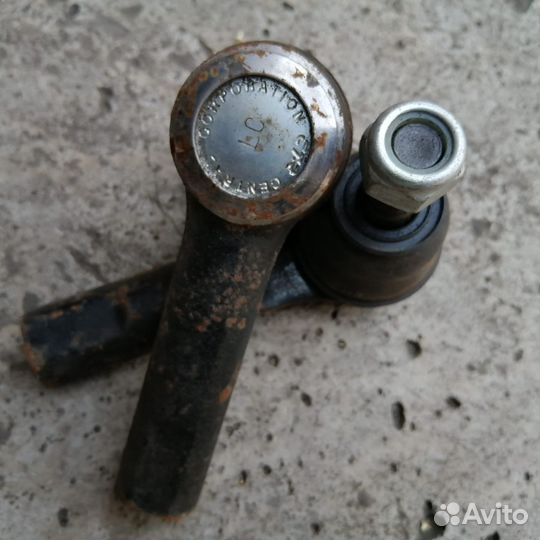 Рулевой ноканечник Nissan Sunny