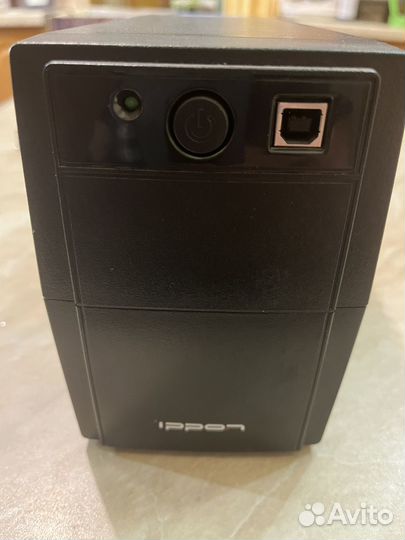 Бесперебойник Ippon back basic 650