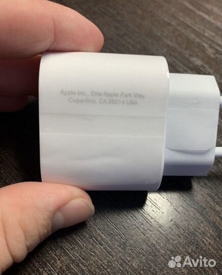 Зарядка на iPhone 20w оригинал