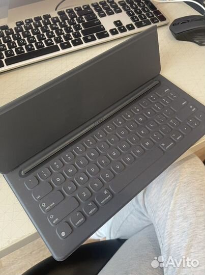 Клавиатура для iPad pro
