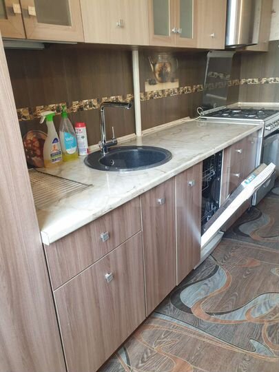 2-к. квартира, 61 м², 3/9 эт.