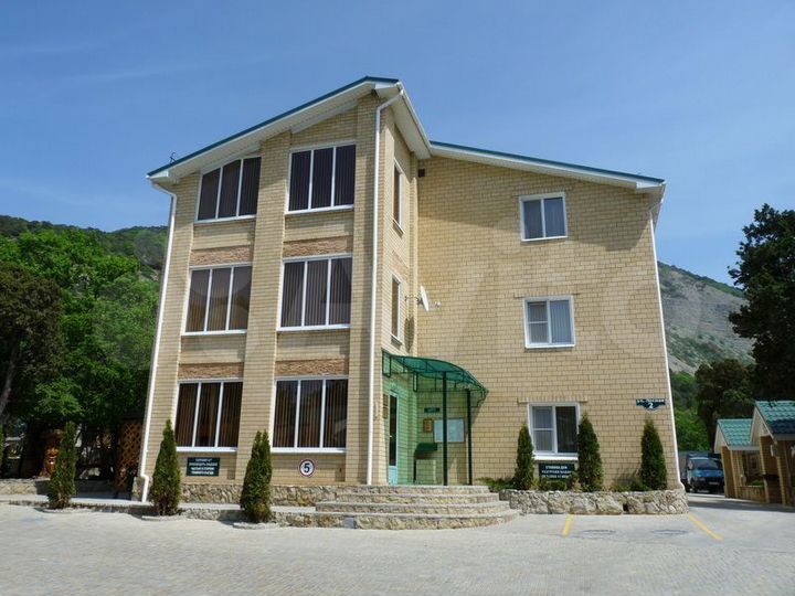 Гостиница, 14131 м²