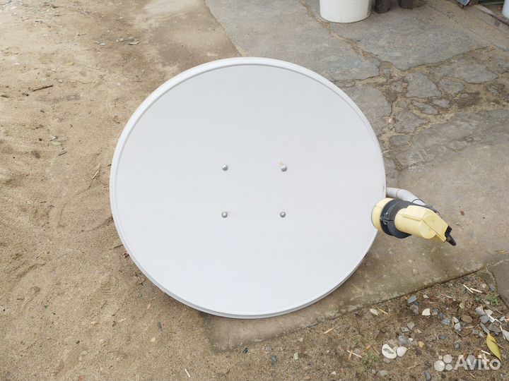 Антенна спутниковая