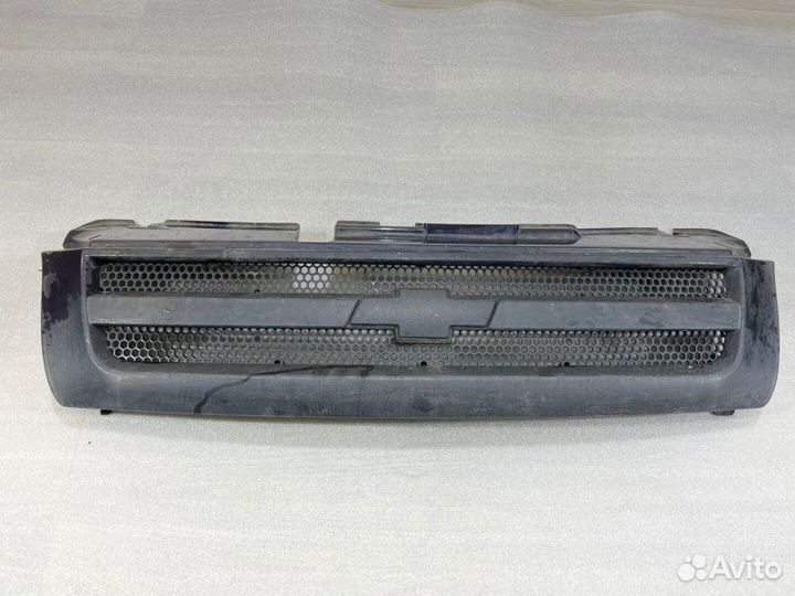Решетка радиатора Chevrolet Niva 2002-2020