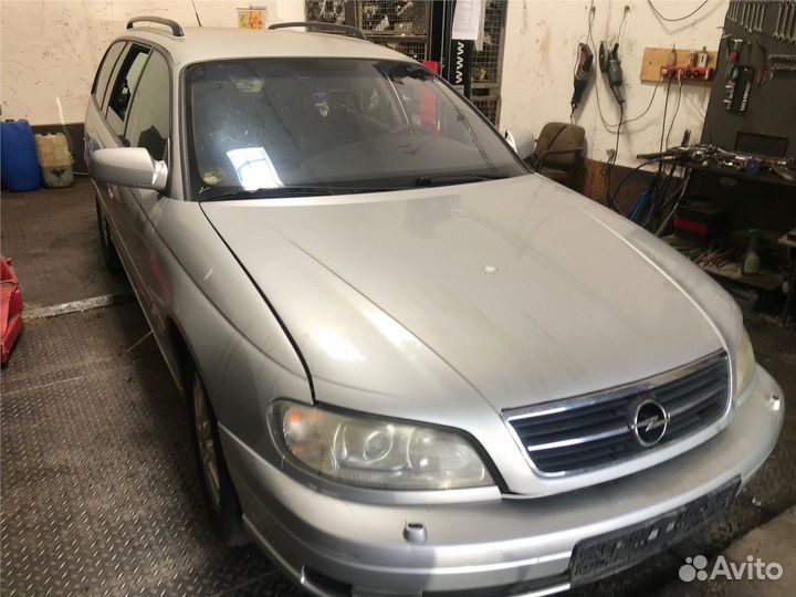 Разбор на запчасти Opel Omega B
