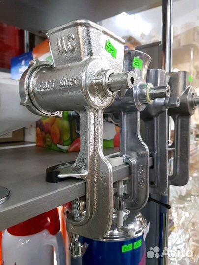 Мясорубка механическая