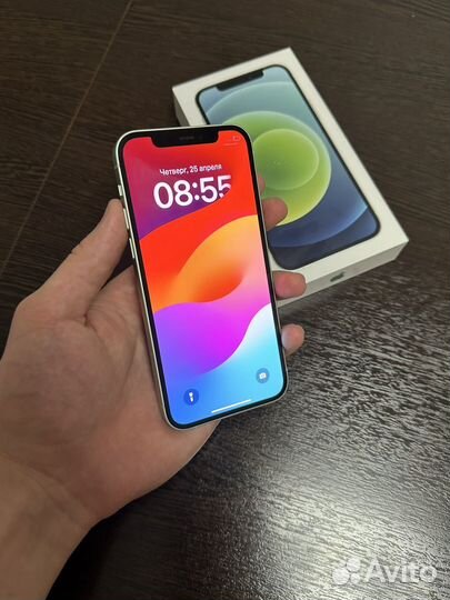 iPhone 12, 64 ГБ