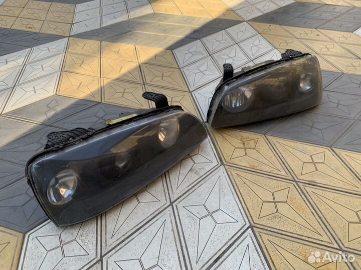 Передние Фары hyundai elantra 3