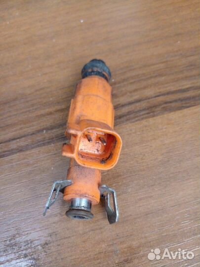 Форсунка инжекторная Mazda 6 GG 2006