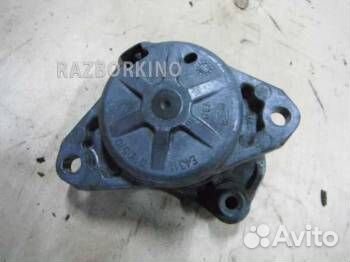 Натяжитель ремня Мерседес