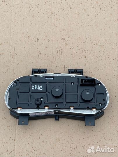 Панель приборов LADA Xray