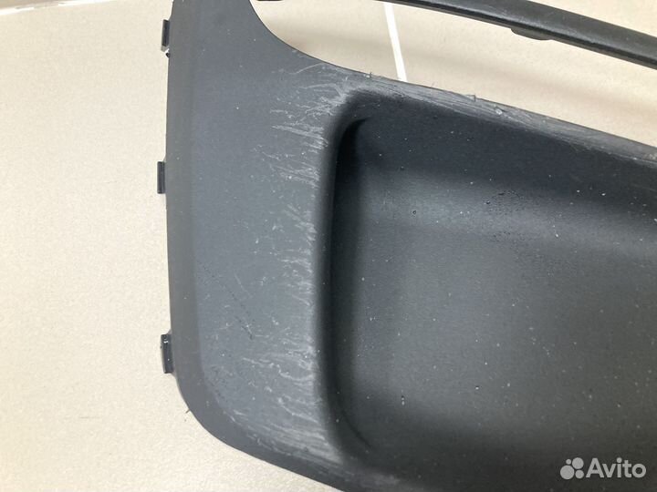 Рамка противотуманной фары правой для Kia RIO 2017