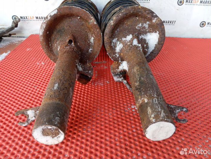 Передние амортизаторы Ford Focus 1 2.0 zetec 2001