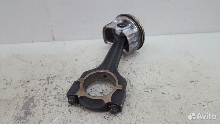 Шатун с поршнем двигателя двс Mercedes C180 W202