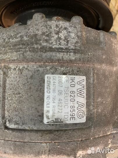 Компрессор кондиционера Volkswagen Jetta 5