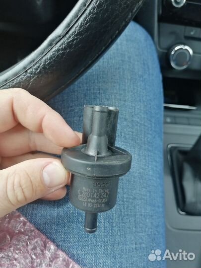 Клапан вентиляции бака