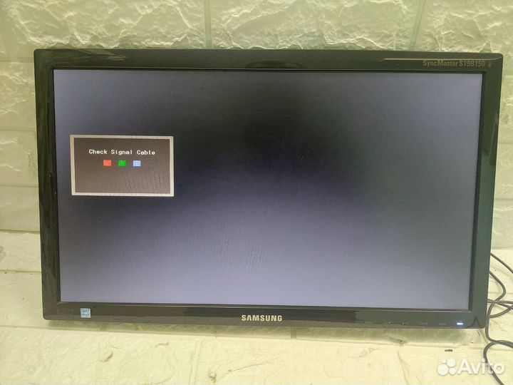 Монитор Samsung LS19B150