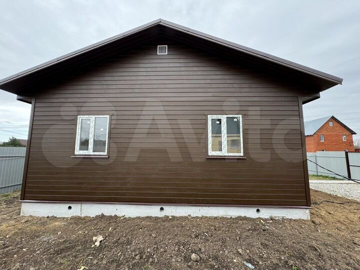 Дом 105 м² на участке 6 сот.