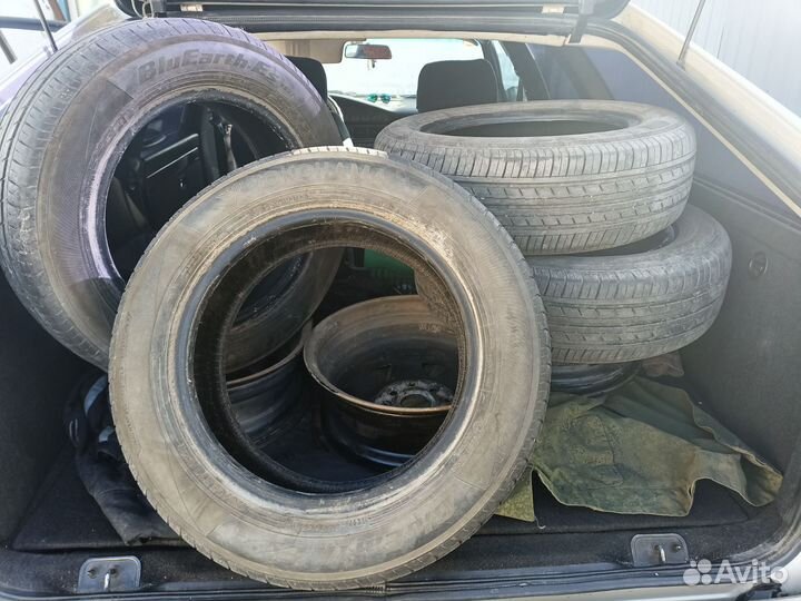 Yokohama Bluearth ES32 175/65 R14 82H