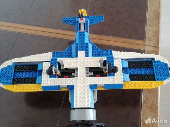 Lego creator 31011