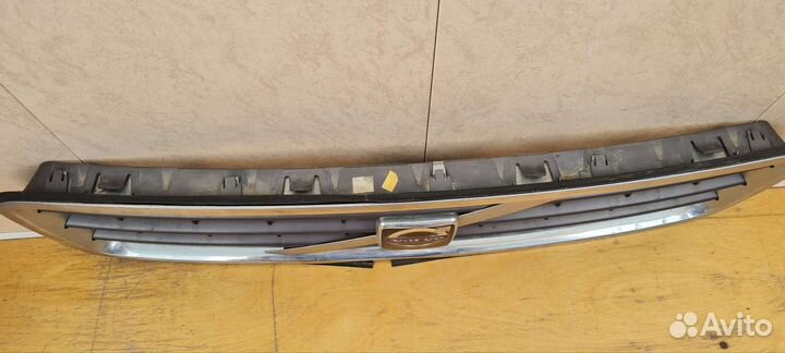 Решетка радиатора