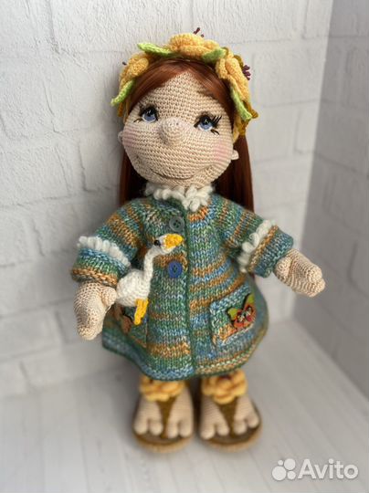 Кукла вязанная