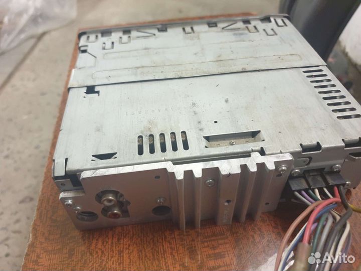 Автомагнитола JVC kd-g441