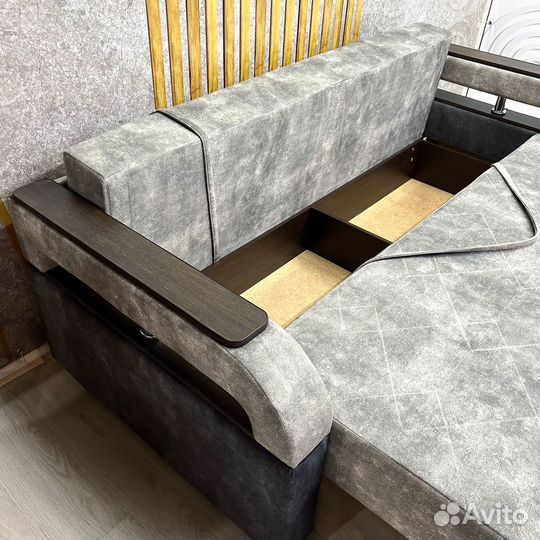 Диван линейный