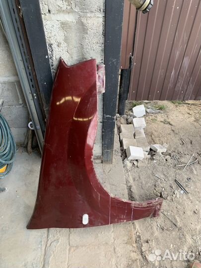 Крыло переднее правае на Рено Логан 1 рест