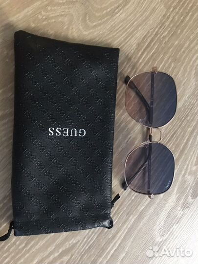 Солнцезащитные очки