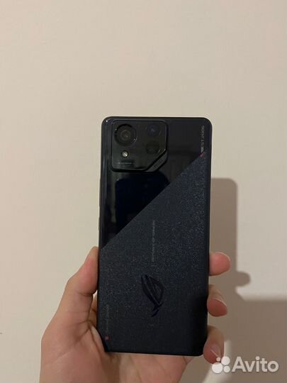 Asus ROG Phone 8, 12/256 ГБ
