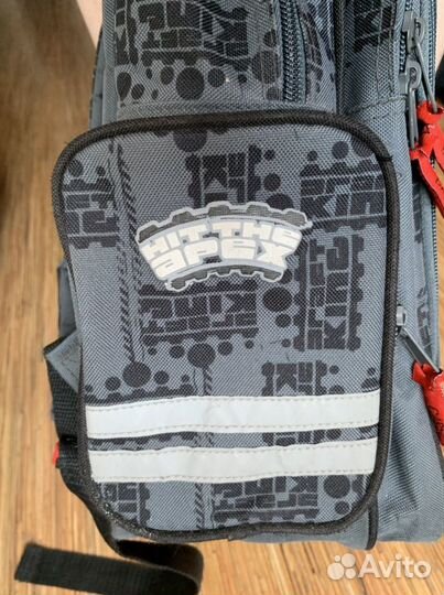 Рюкзак школьный