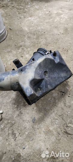 Корпус воздушного фильтра w210