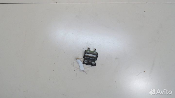 Петля крышки багажника Hyundai Santa Fe, 2007