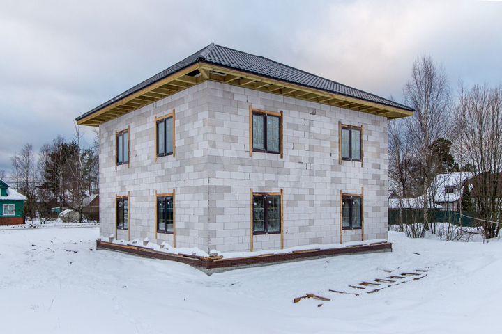 Дом 195 м² на участке 12 сот.