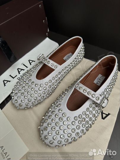 Балетки Alaia со стразами
