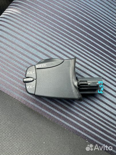 Кнопки на руль Ford