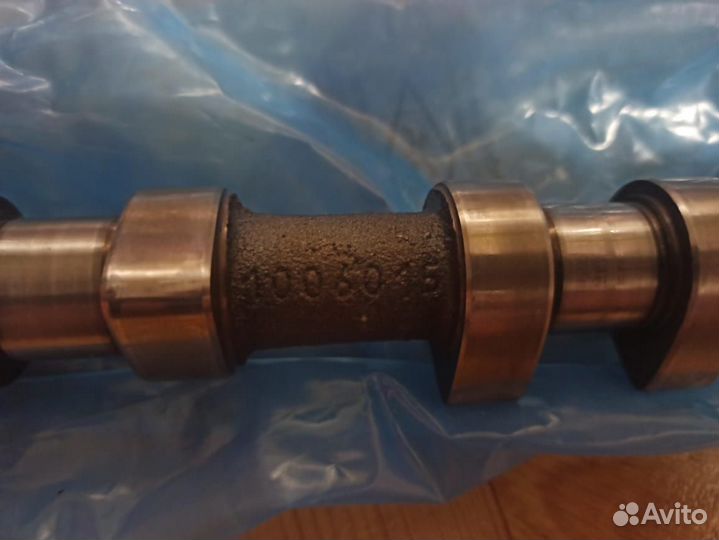 Распредвалы ваз 16v б.у